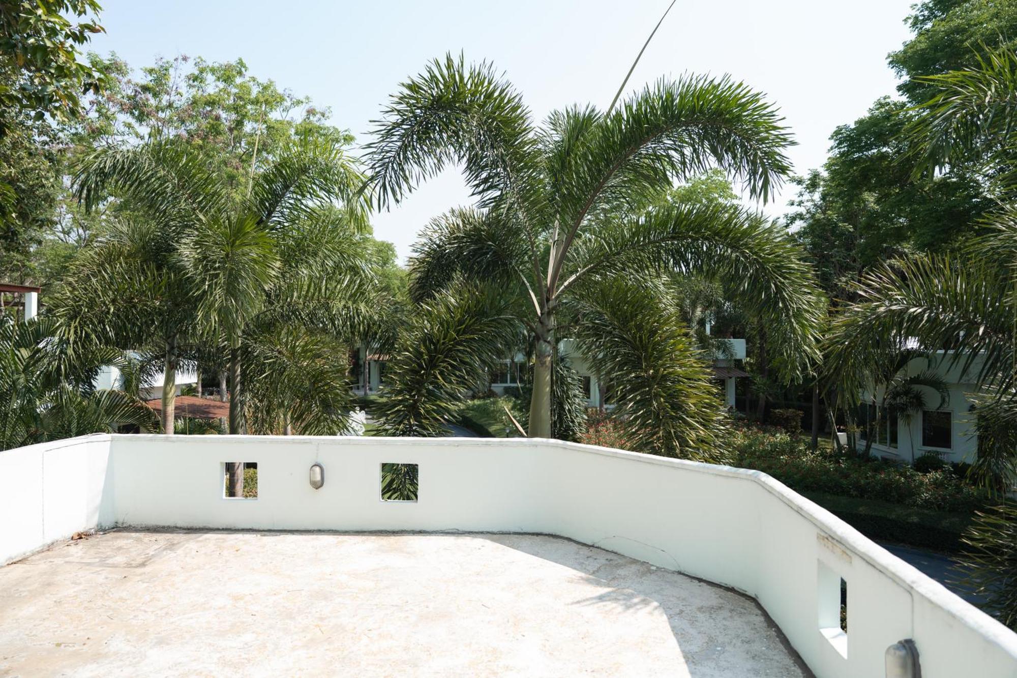 Villa Reina Resort Nong Nam Daeng Eksteriør billede